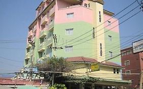 Oyo 1065 Greenery House